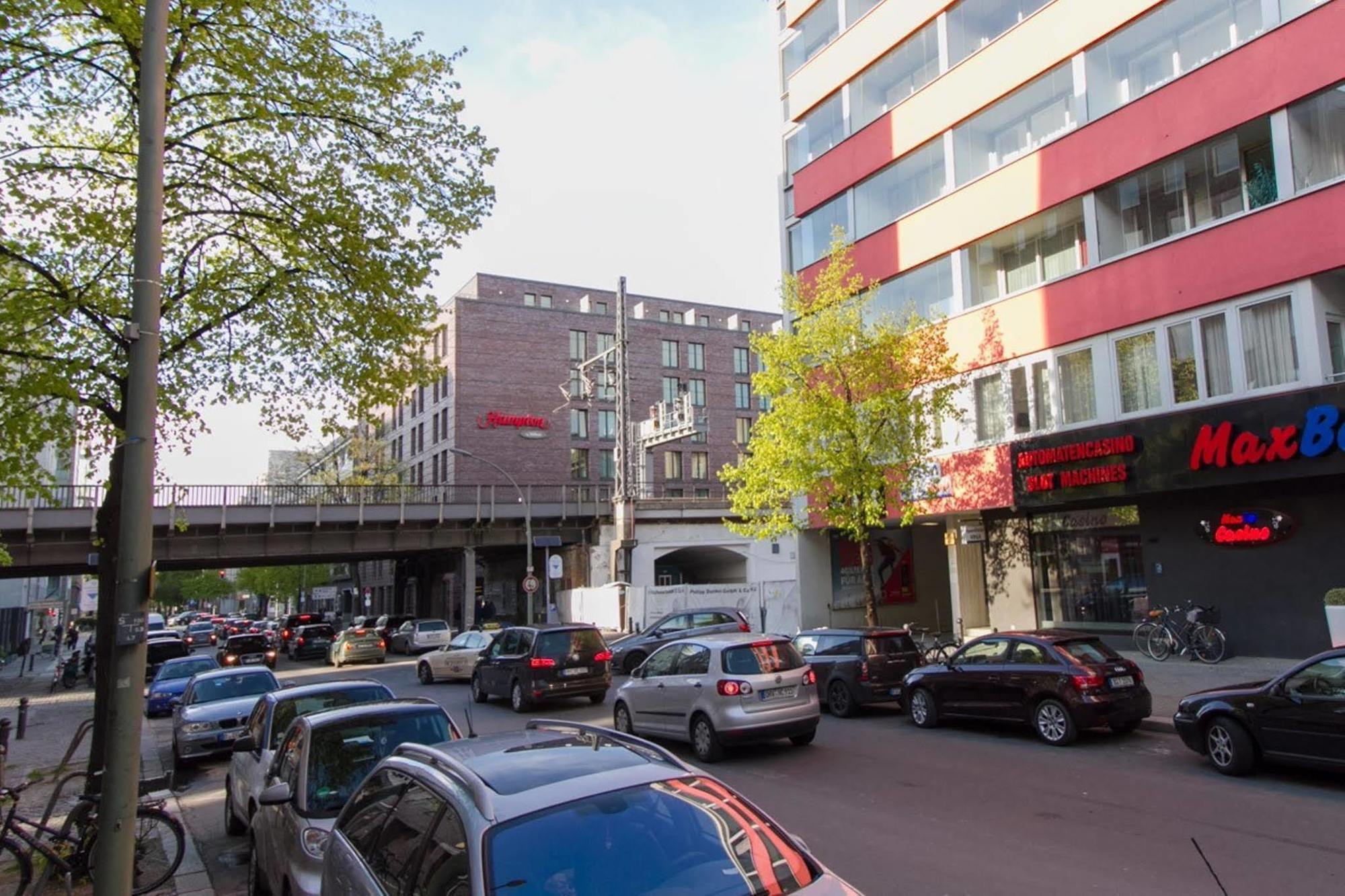 Aparthotel Vega Berlim Exterior foto